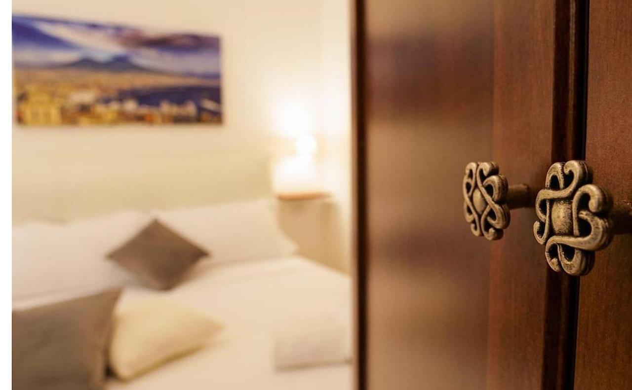 Residenza San Gennaro Hotell Neapel Exteriör bild